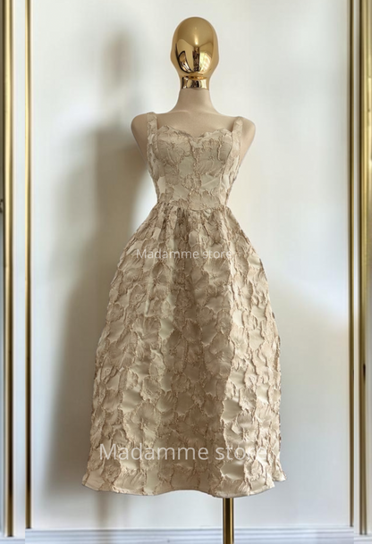 Vestido Romance Dorado