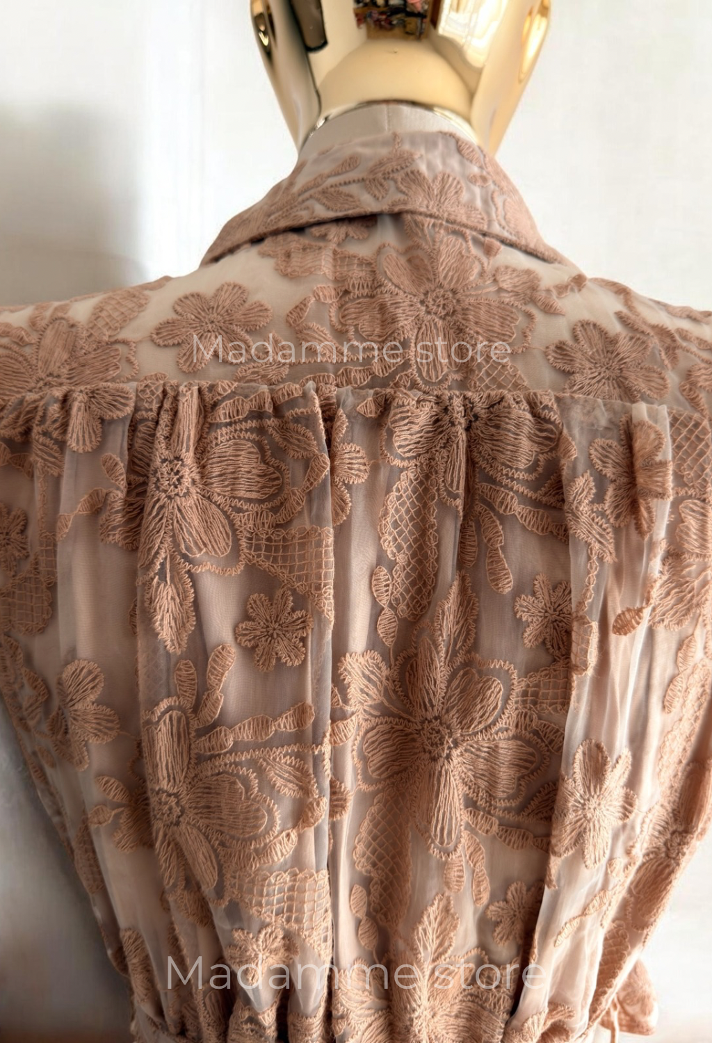 Vestido Reyna del jardín bordado
