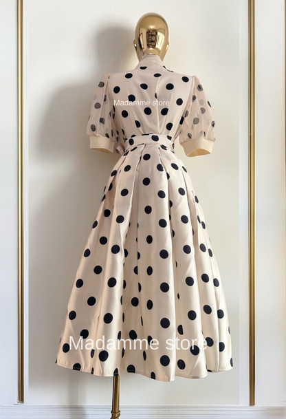 Vestido de Lunar Europeo