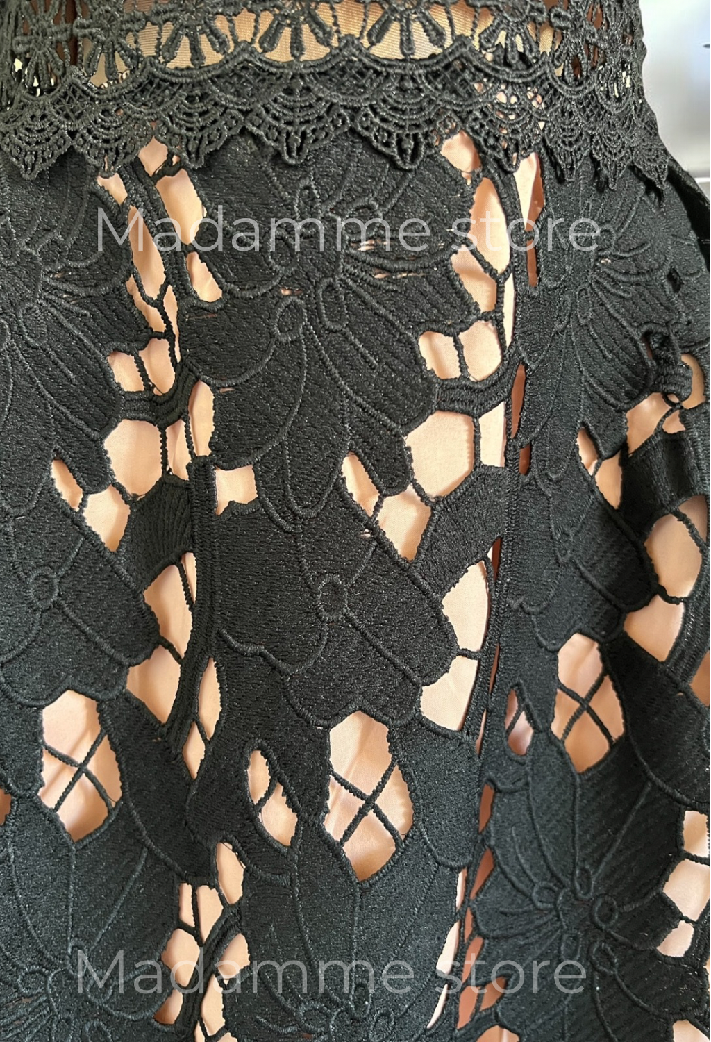 Vestido Sombra de Encaje