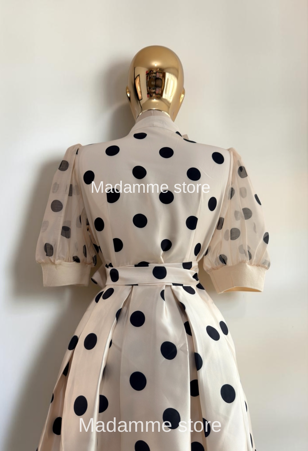 Vestido de Lunar Europeo